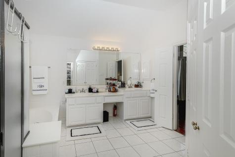 3090 Greenfield Drive Richardson TX 75082