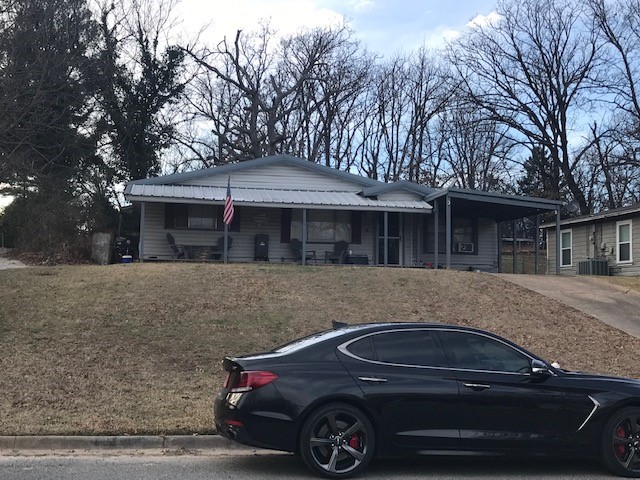 1011 Park Drive Denison TX 75020