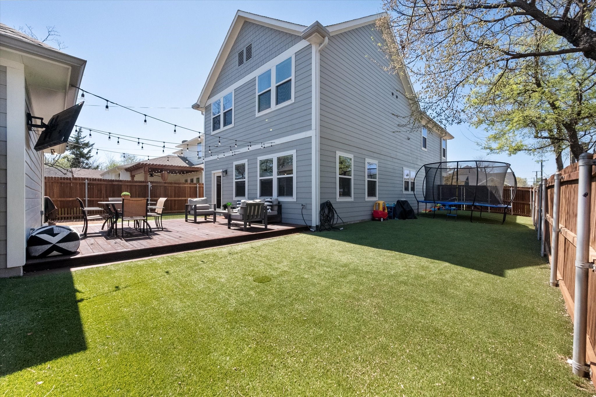 2801 Livingston Avenue Fort Worth TX 76110