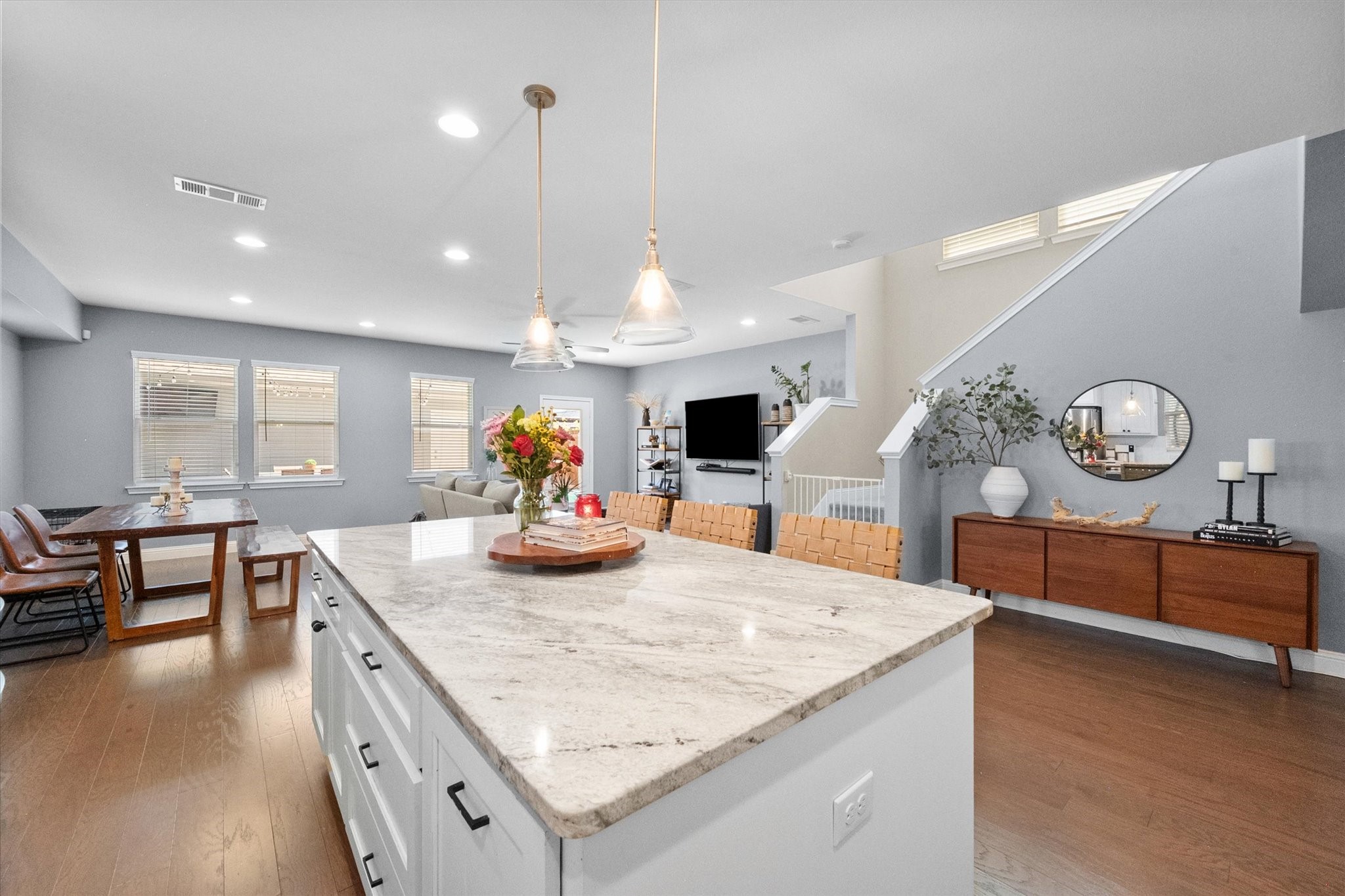 2801 Livingston Avenue Fort Worth TX 76110