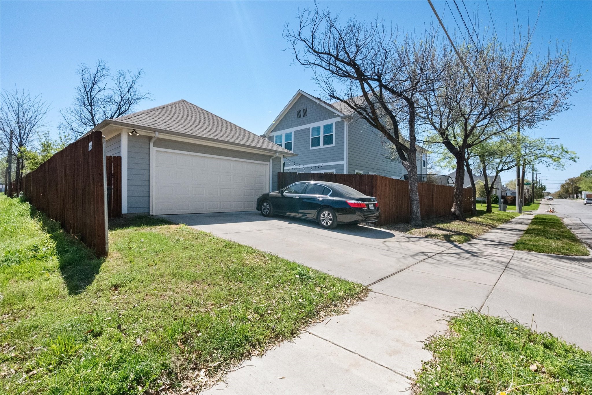 2801 Livingston Avenue Fort Worth TX 76110