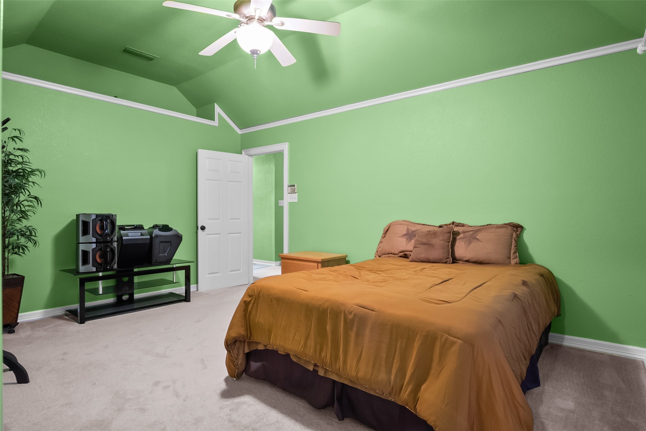 4922 Canberra Lane Arlington TX 76017