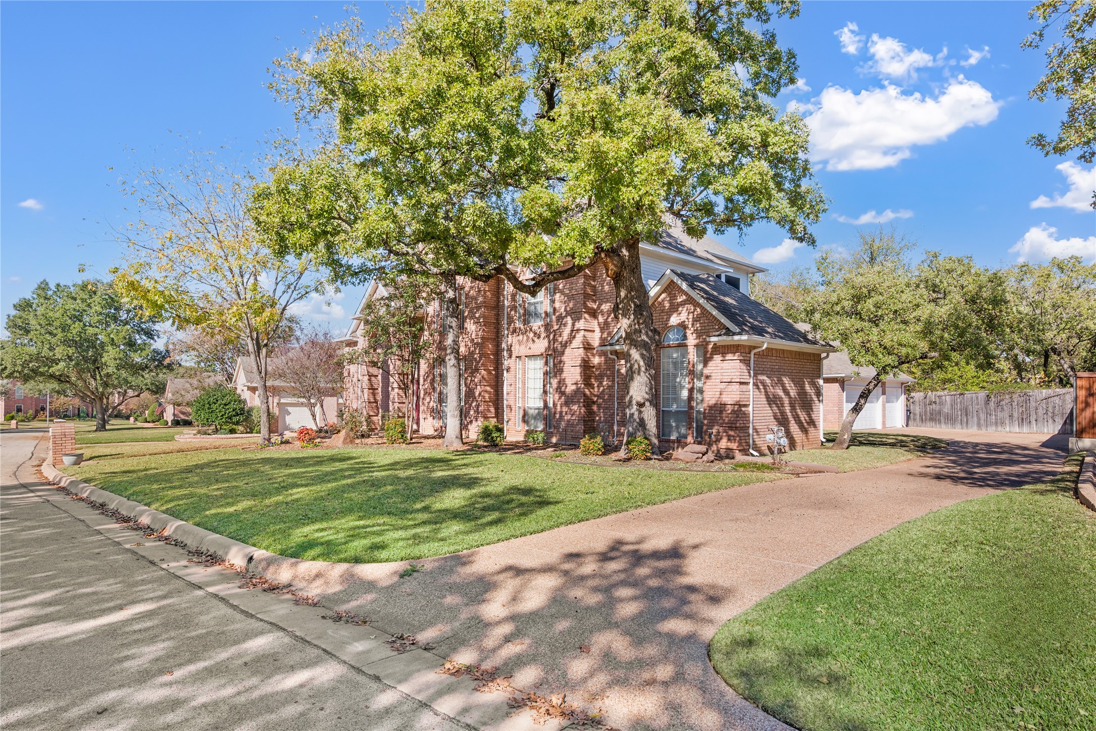 5519 Hunterwood Lane Arlington TX 76017