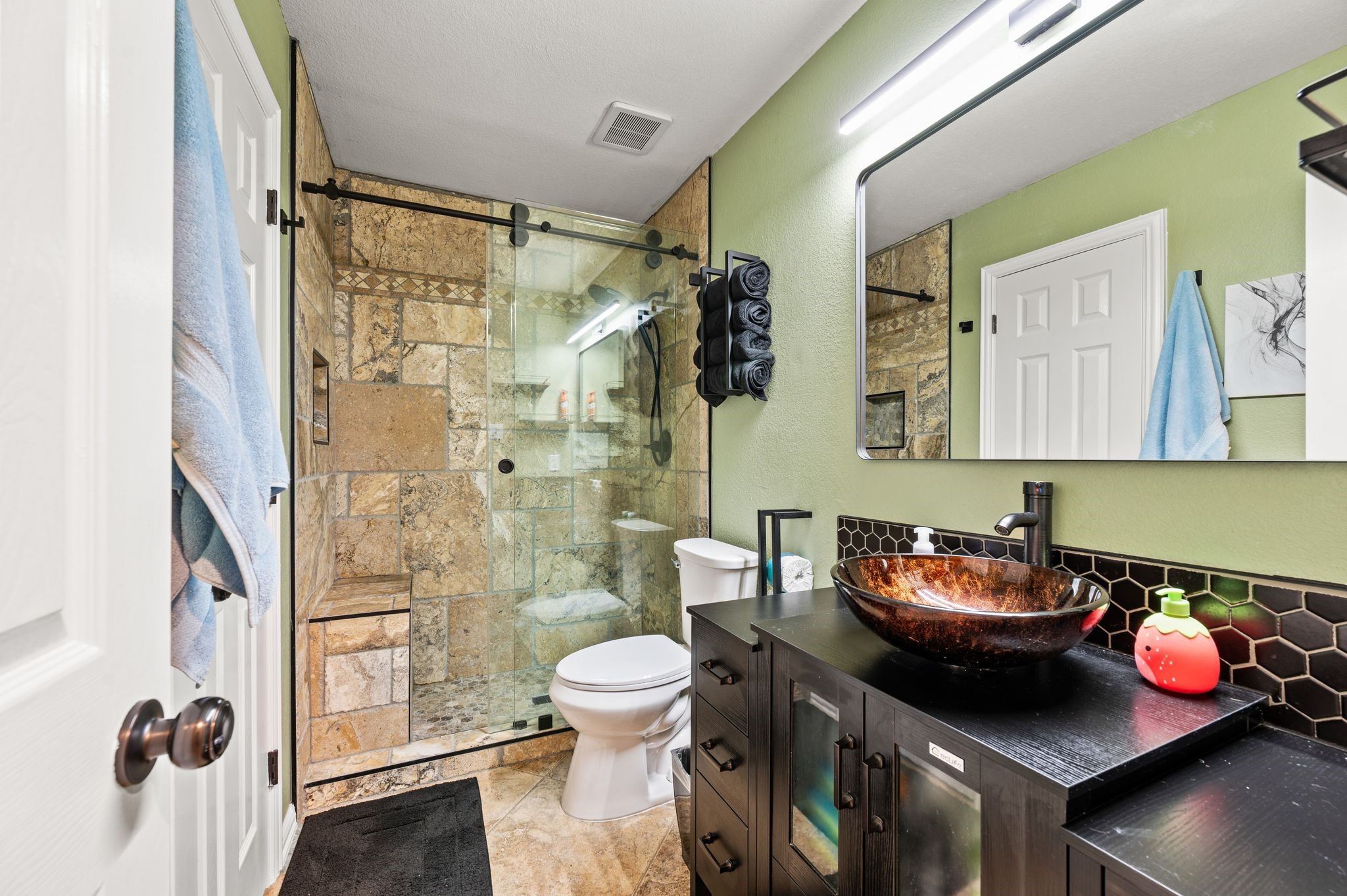 4008 Falcon Ridge Drive Haltom City TX 76137