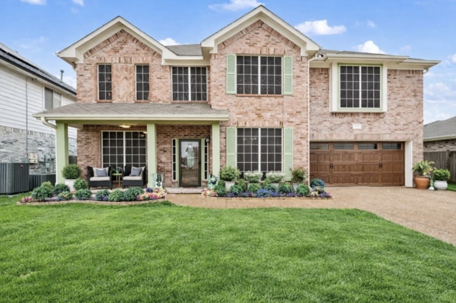4008 Falcon Ridge Drive Haltom City TX 76137