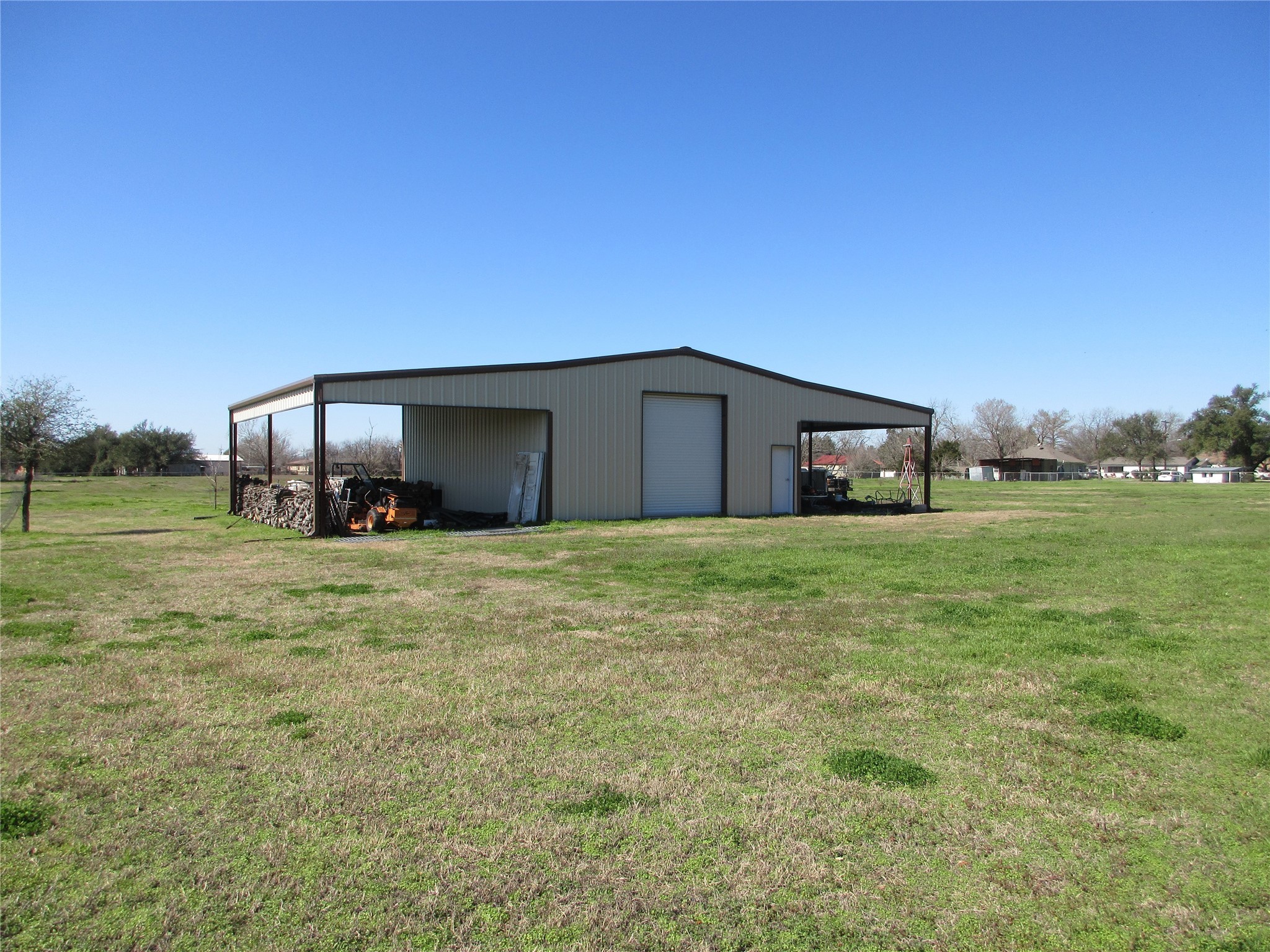 607 S First Street S Rosebud TX 76570