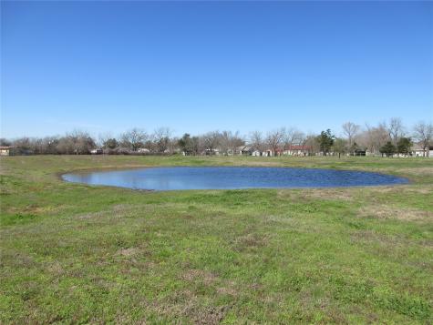 607 S First Street S Rosebud TX 76570