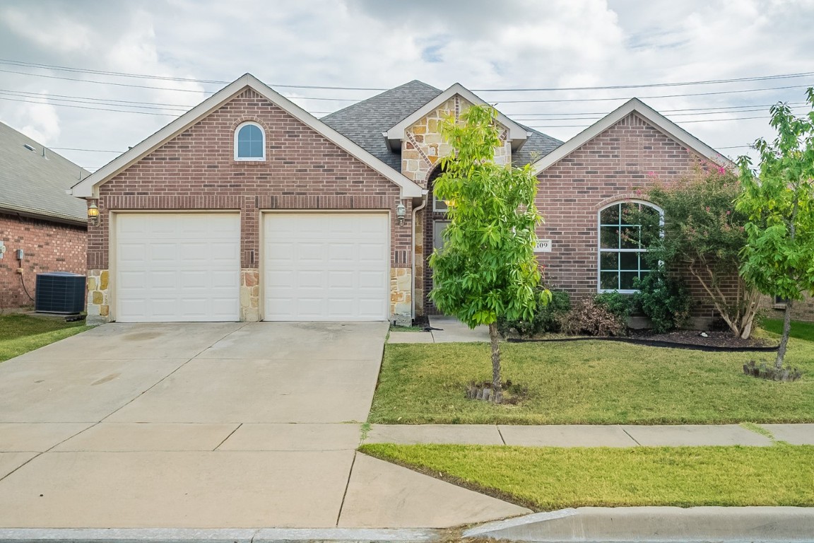 1109 Lone Pine Drive Little Elm TX 75068