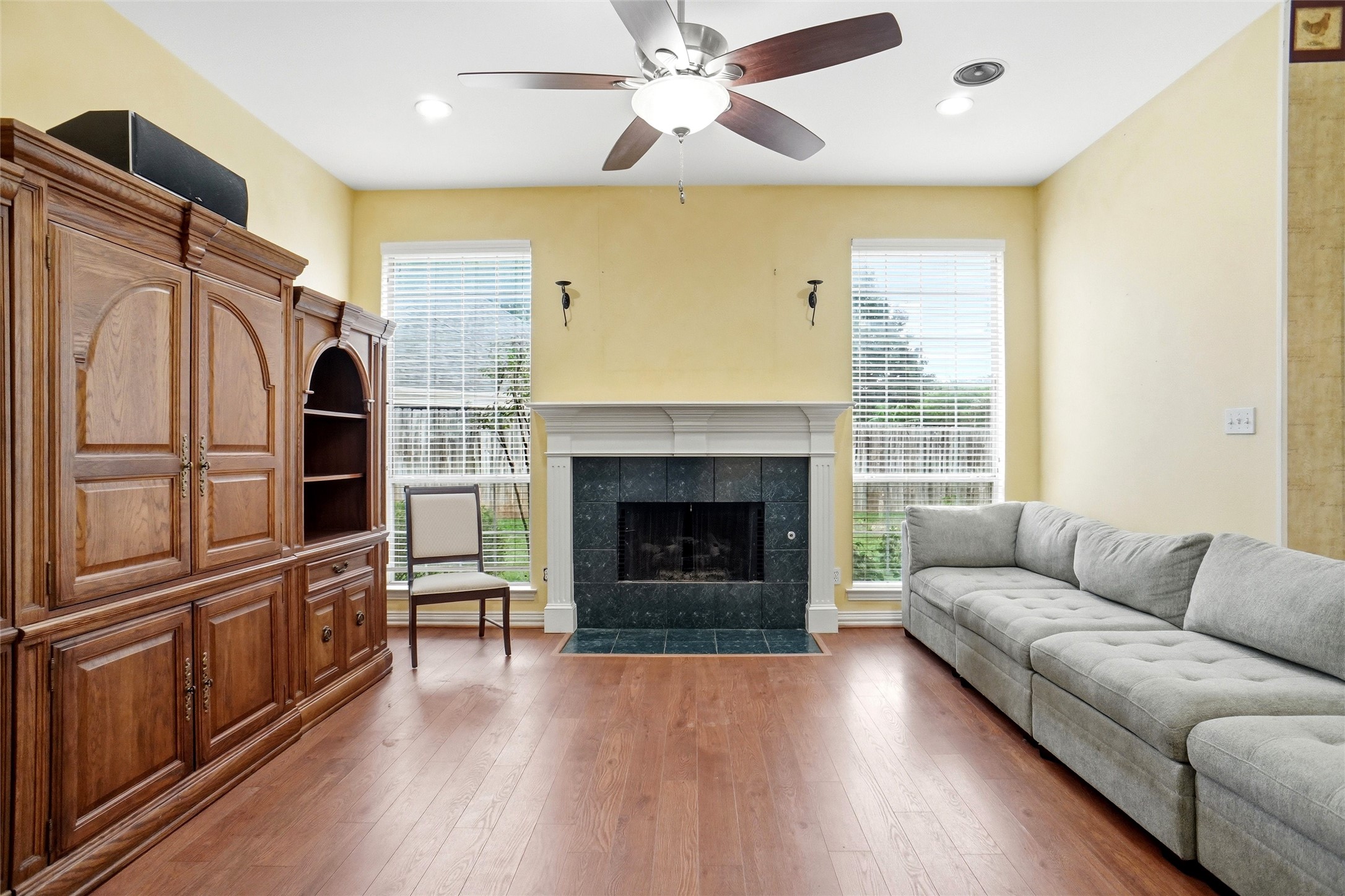 1620 Oak Creek Drive Hurst TX 76054