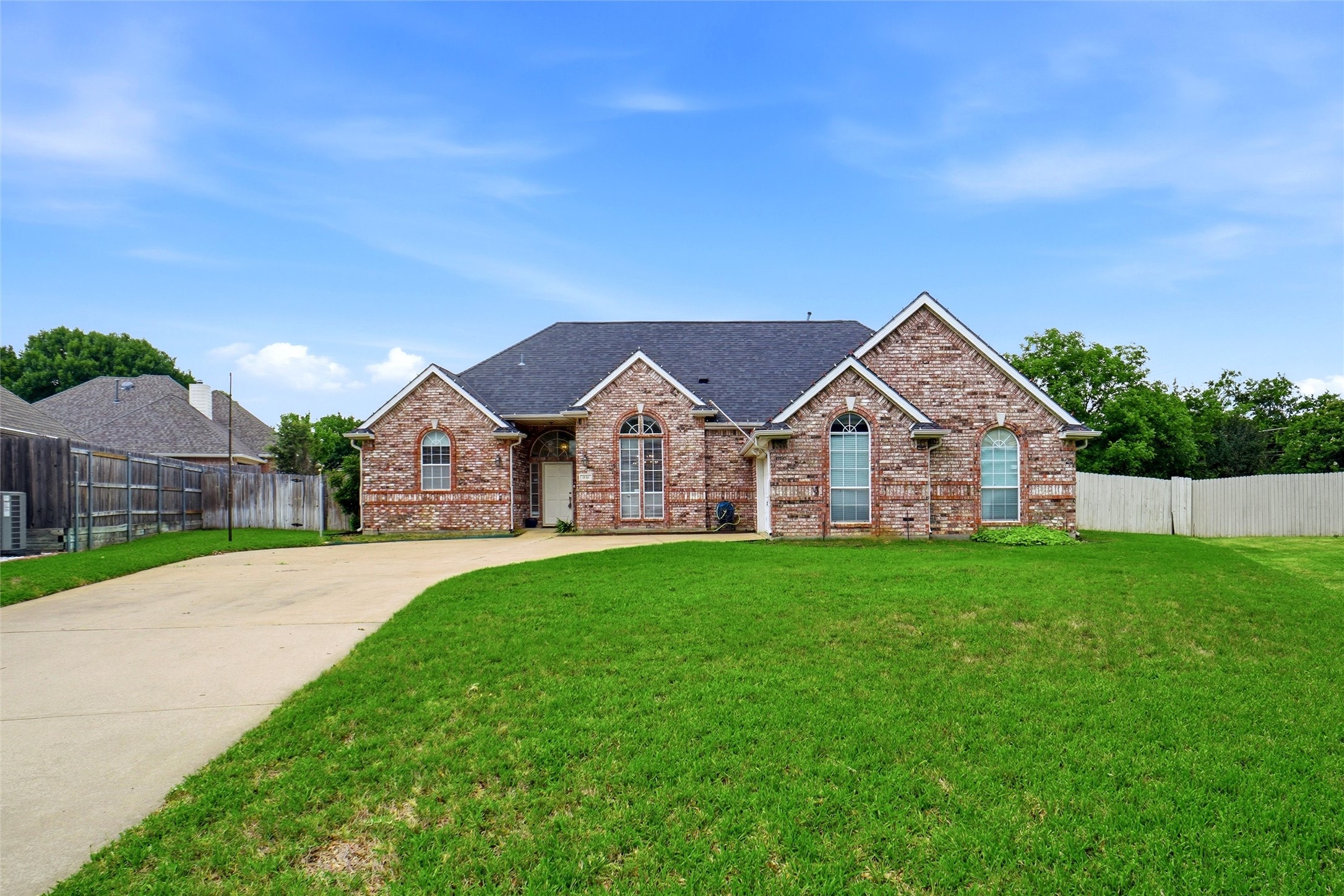1620 Oak Creek Drive Hurst TX 76054