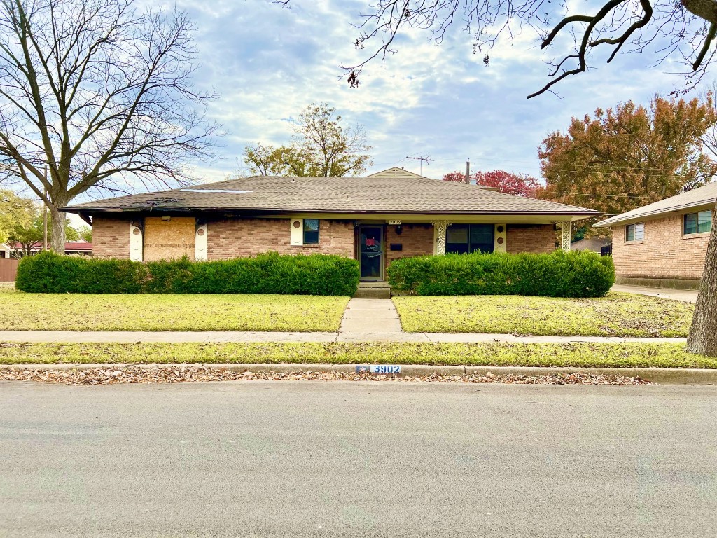 3902 Douglas Drive Garland TX 75041