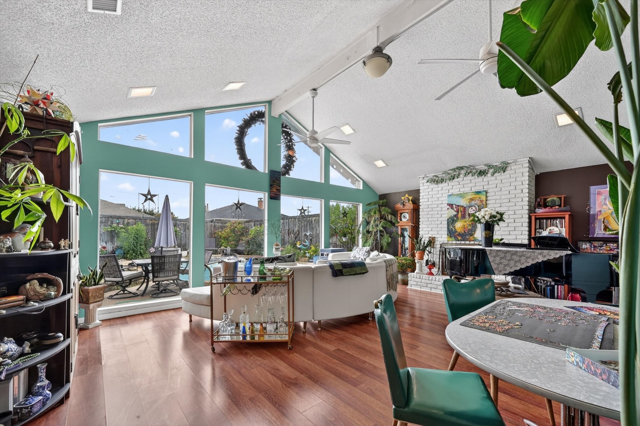 10015 Chimney Hill Lane Dallas TX 75243