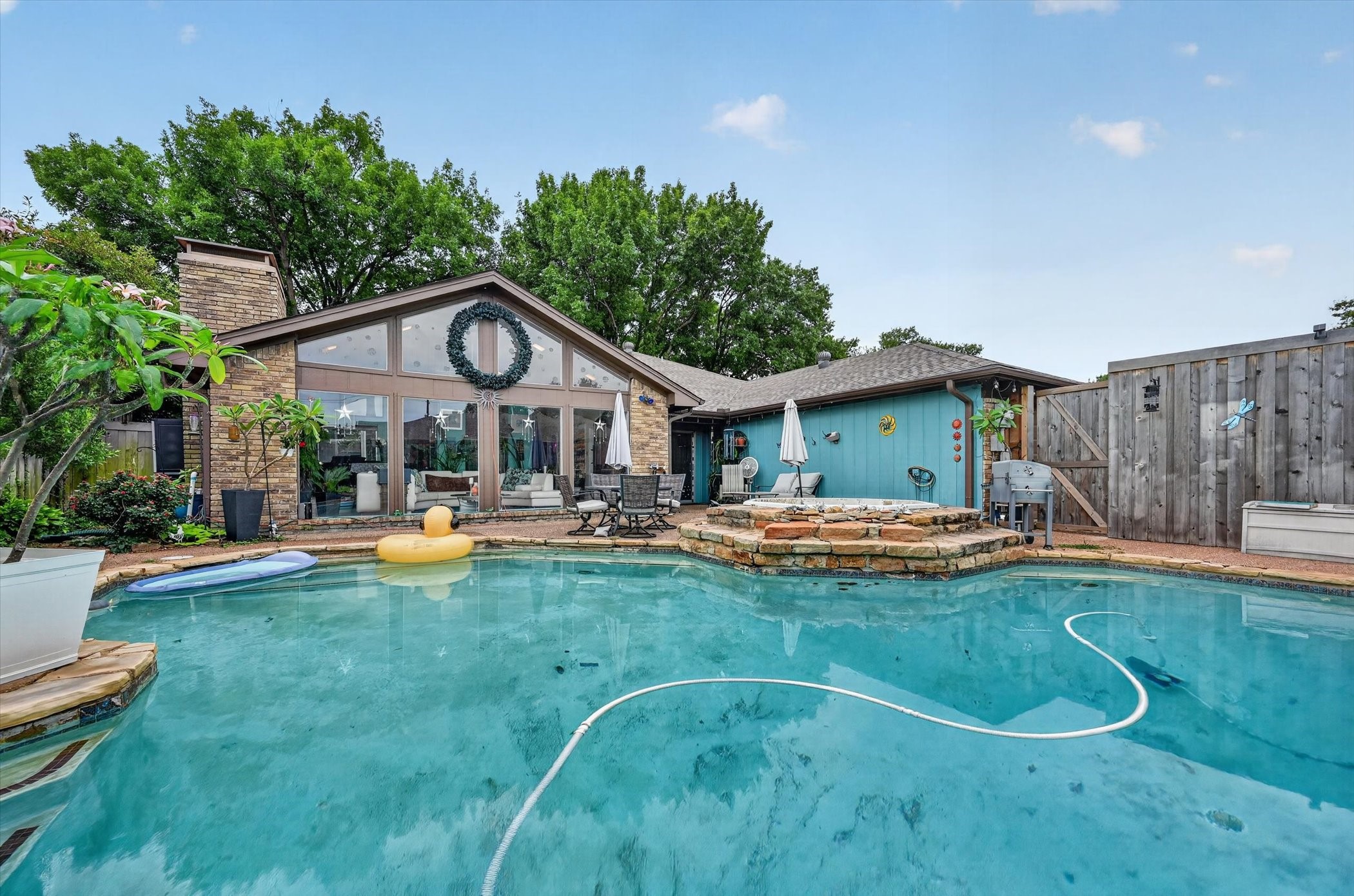 10015 Chimney Hill Lane Dallas TX 75243