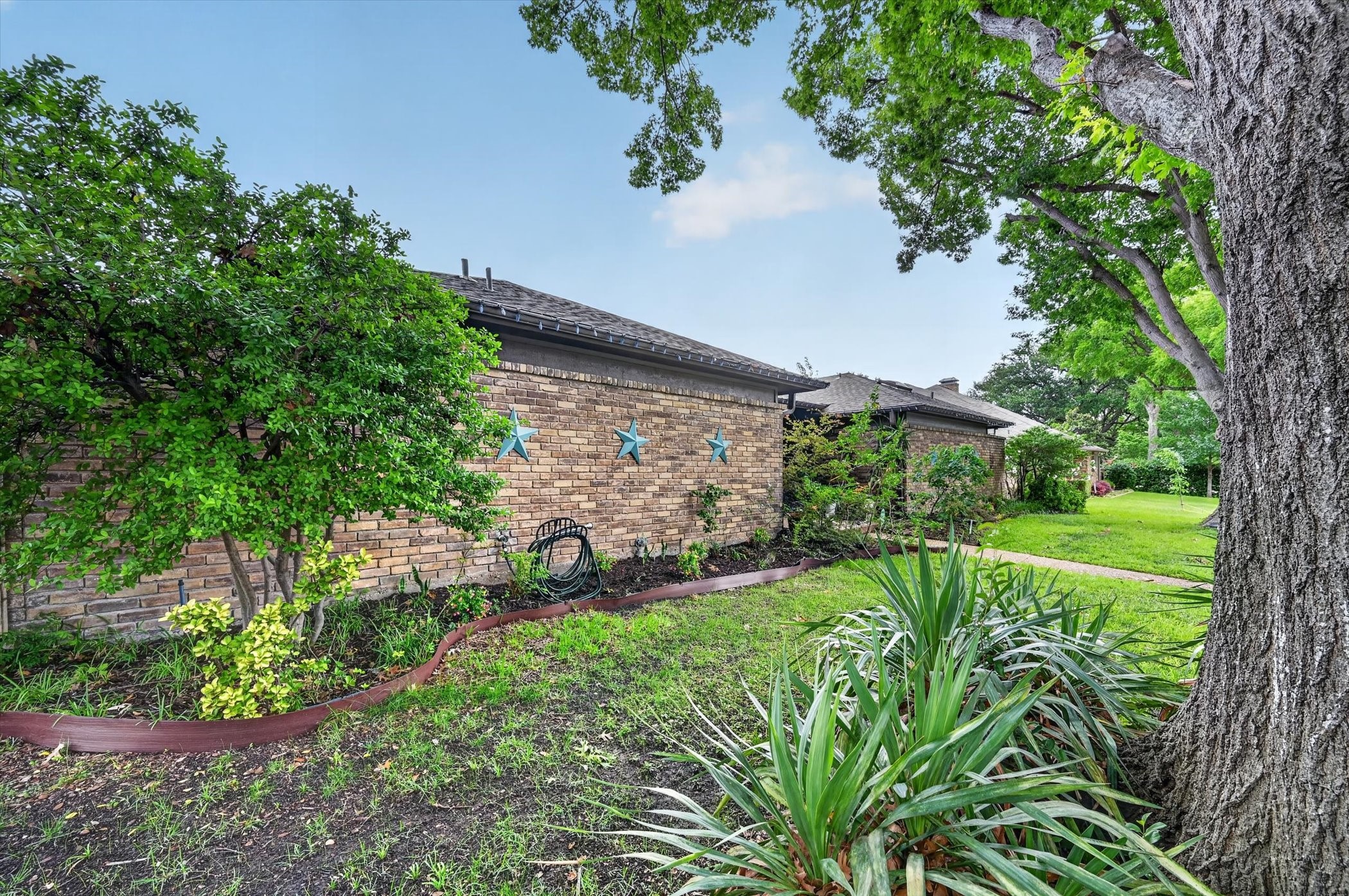 10015 Chimney Hill Lane Dallas TX 75243