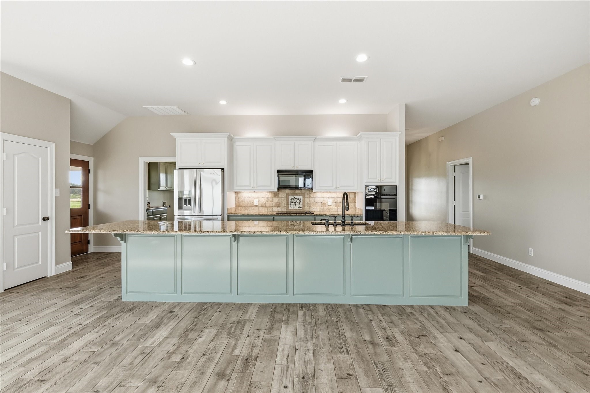 2500 County Road 332 Era TX 76238