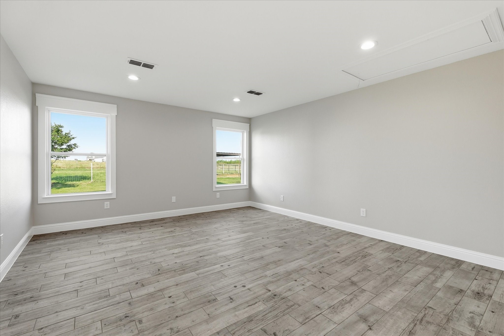 2500 County Road 332 Era TX 76238