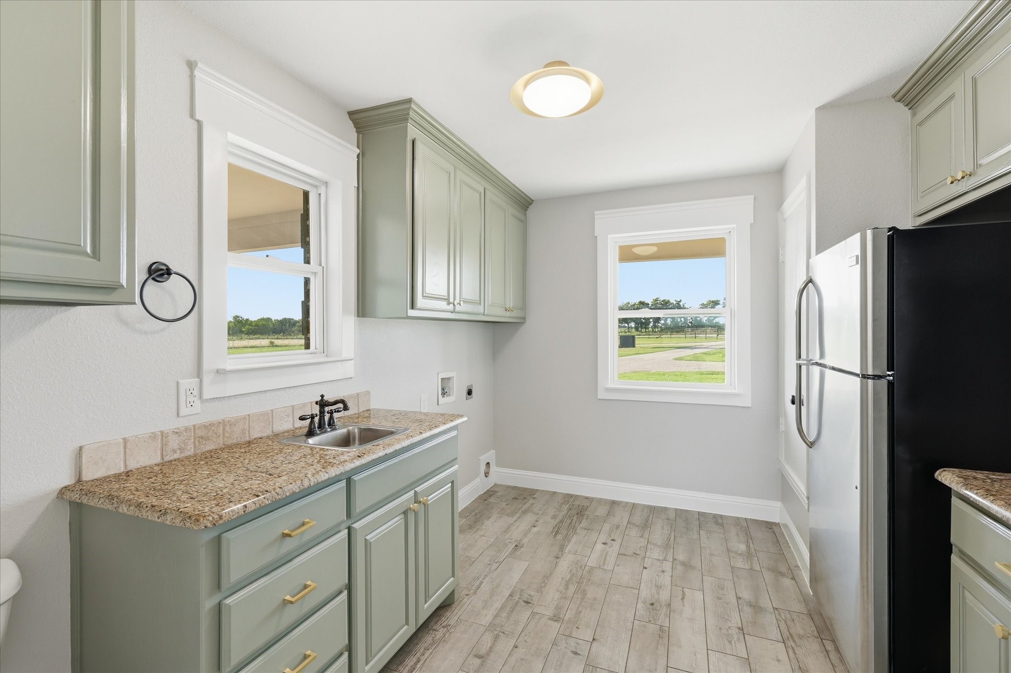 2500 County Road 332 Era TX 76238