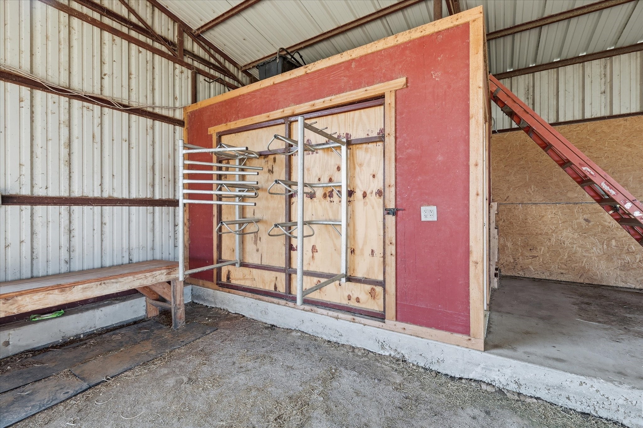 2500 County Road 332 Era TX 76238