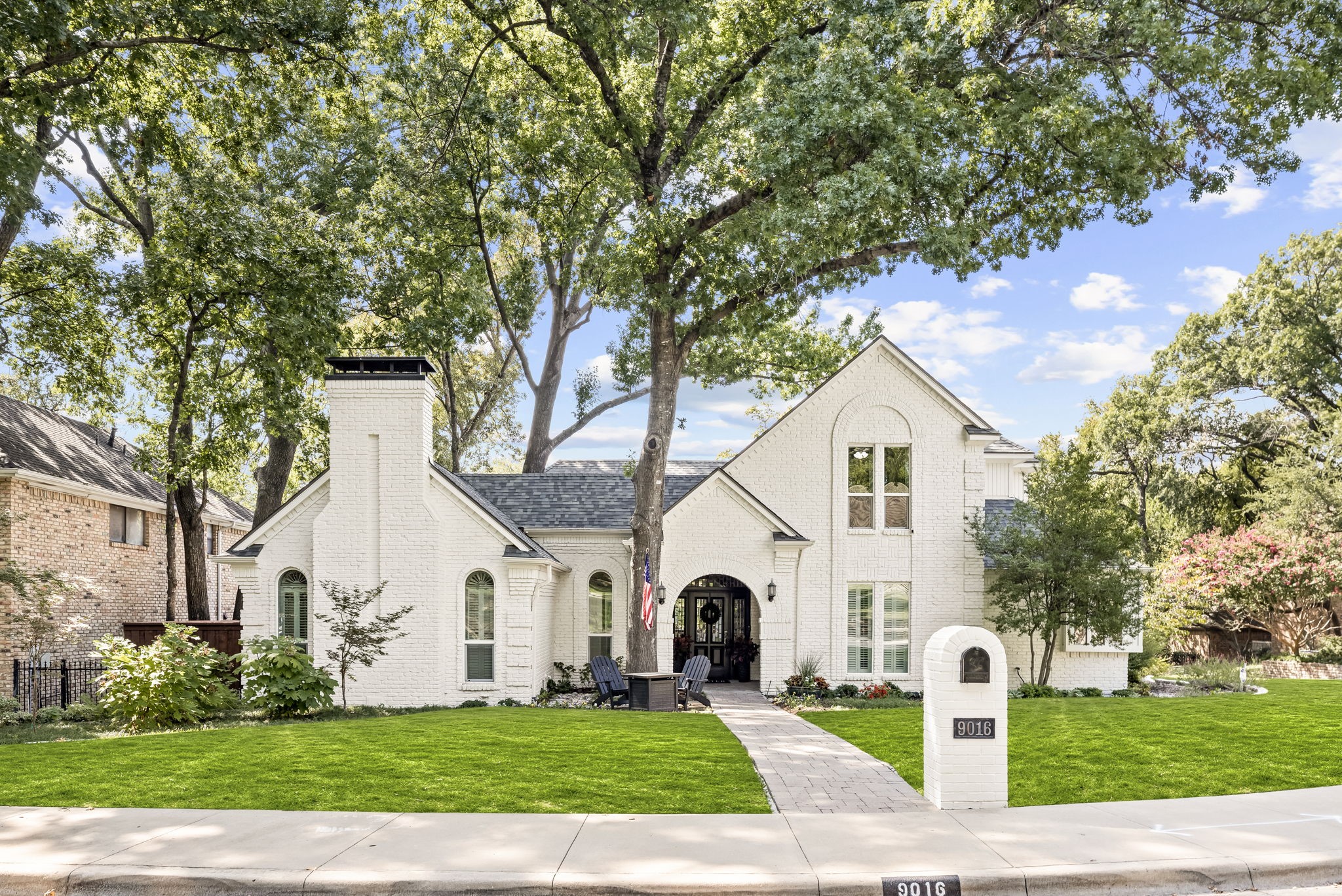 9016 Green Oaks Circle Dallas TX 75243