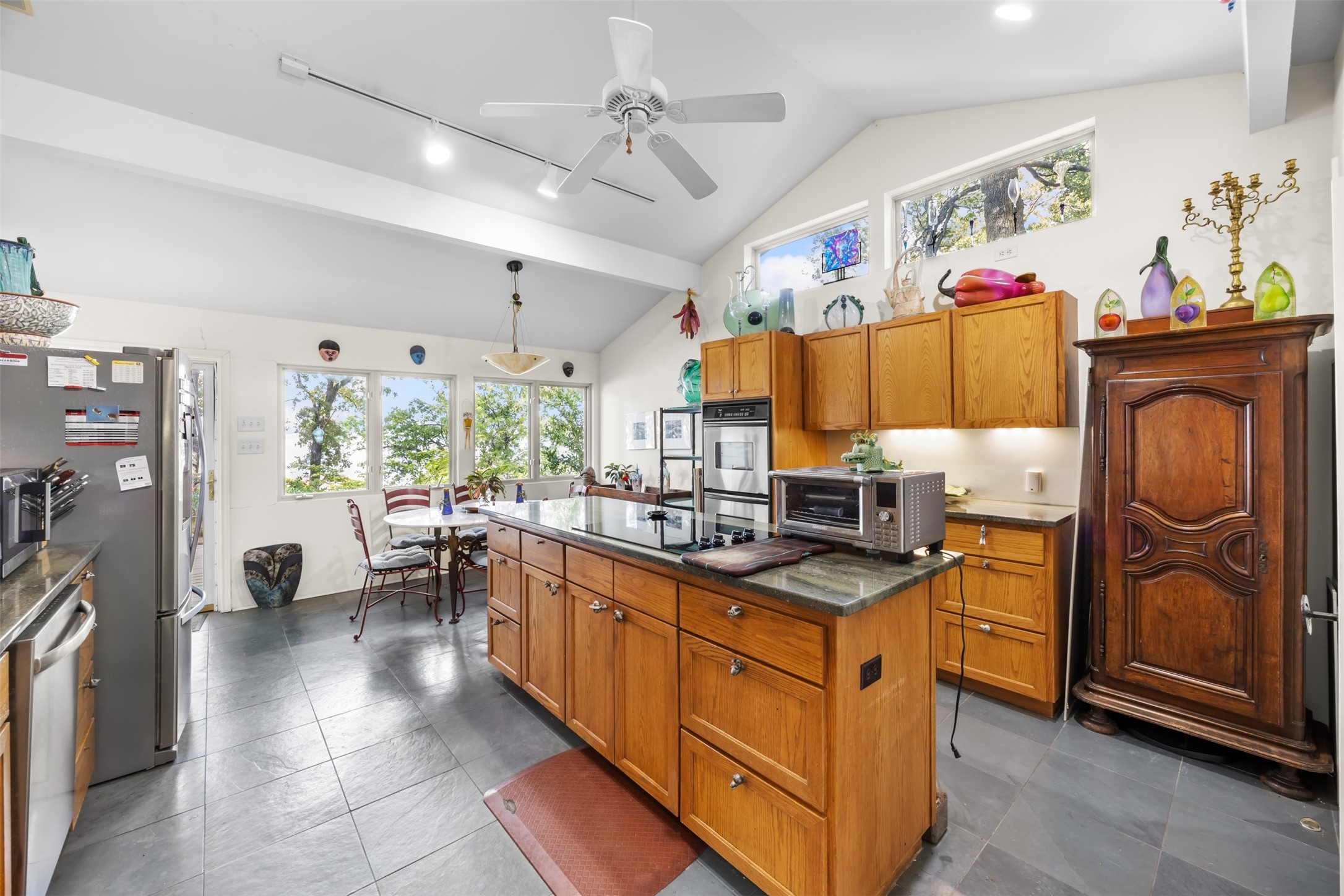 1108 Lovers Lane Tool TX 75143