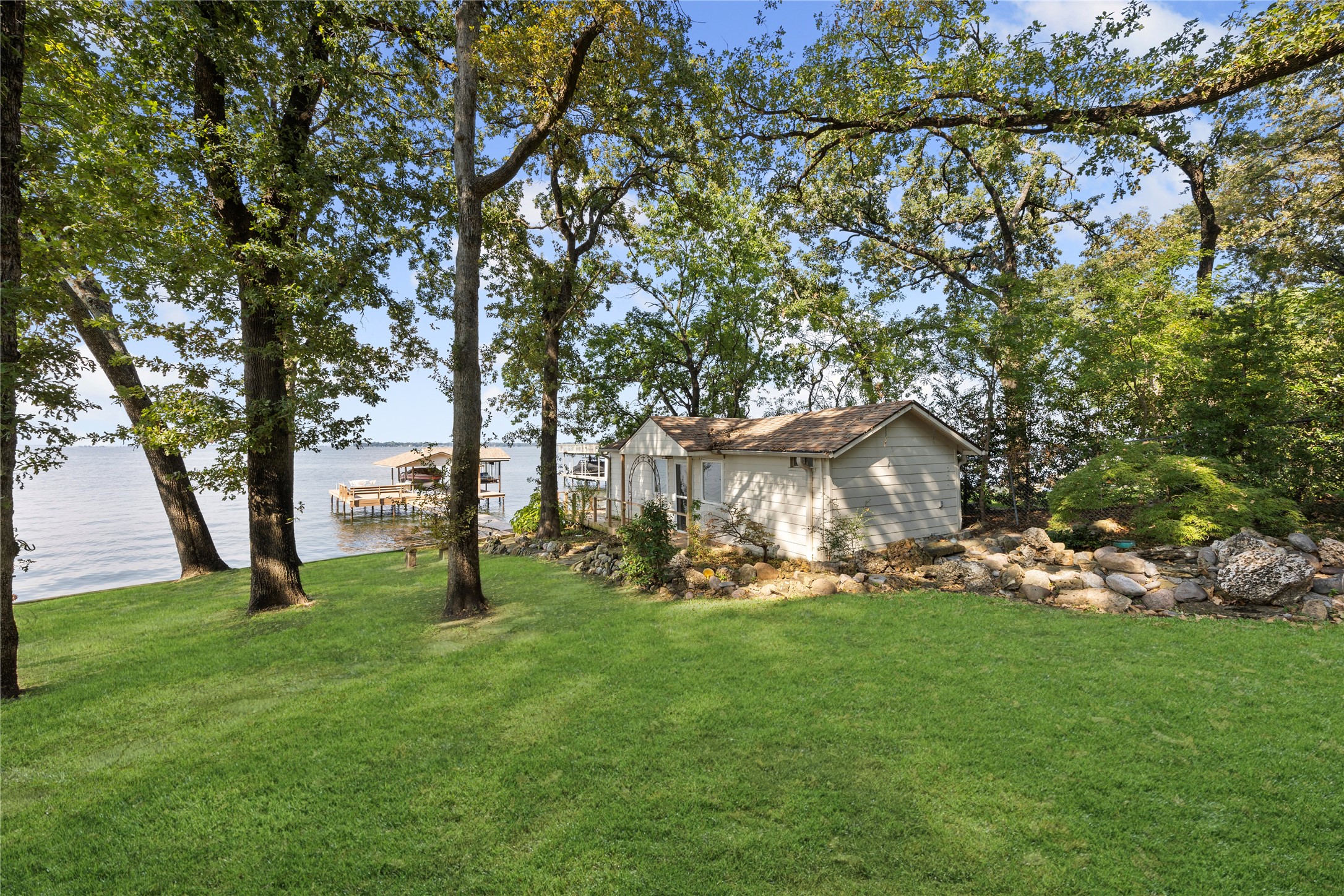 1108 Lovers Lane Tool TX 75143