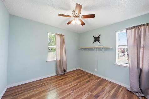 103 Mooney Avenue Oglesby TX 76561