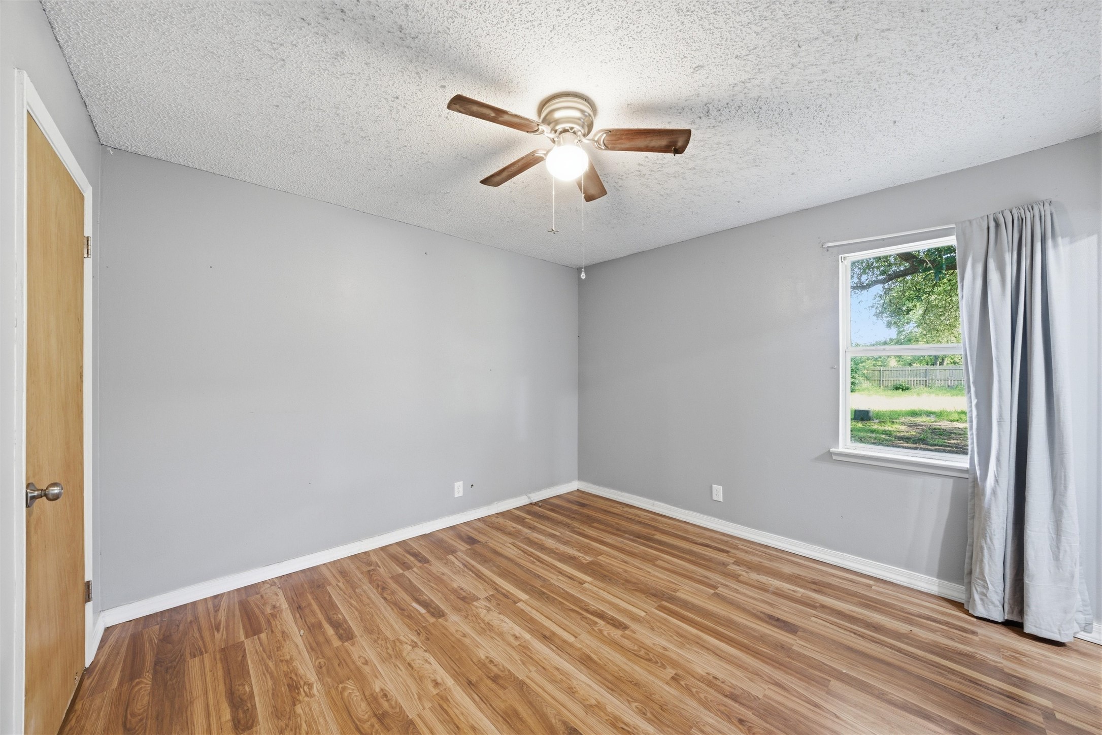 103 Mooney Avenue Oglesby TX 76561