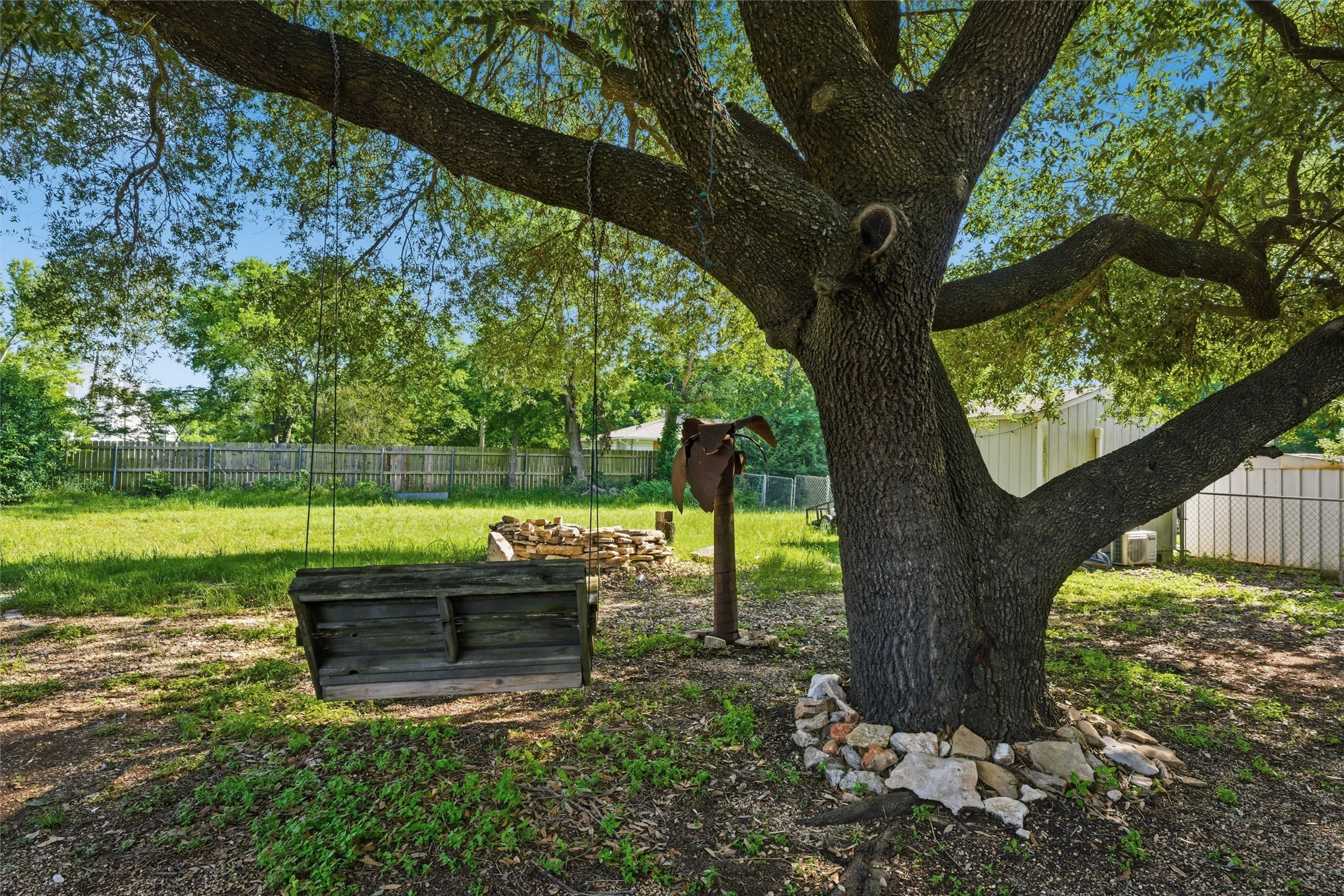 103 Mooney Avenue Oglesby TX 76561