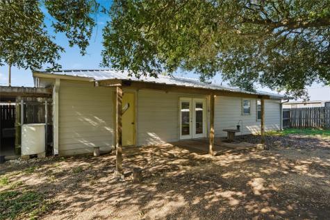 103 Mooney Avenue Oglesby TX 76561