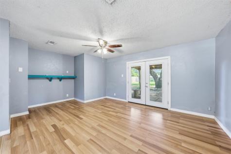 103 Mooney Avenue Oglesby TX 76561