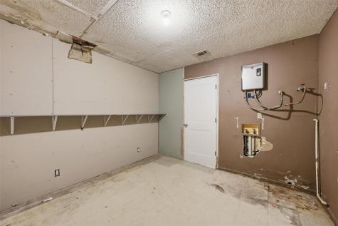 103 Mooney Avenue Oglesby TX 76561