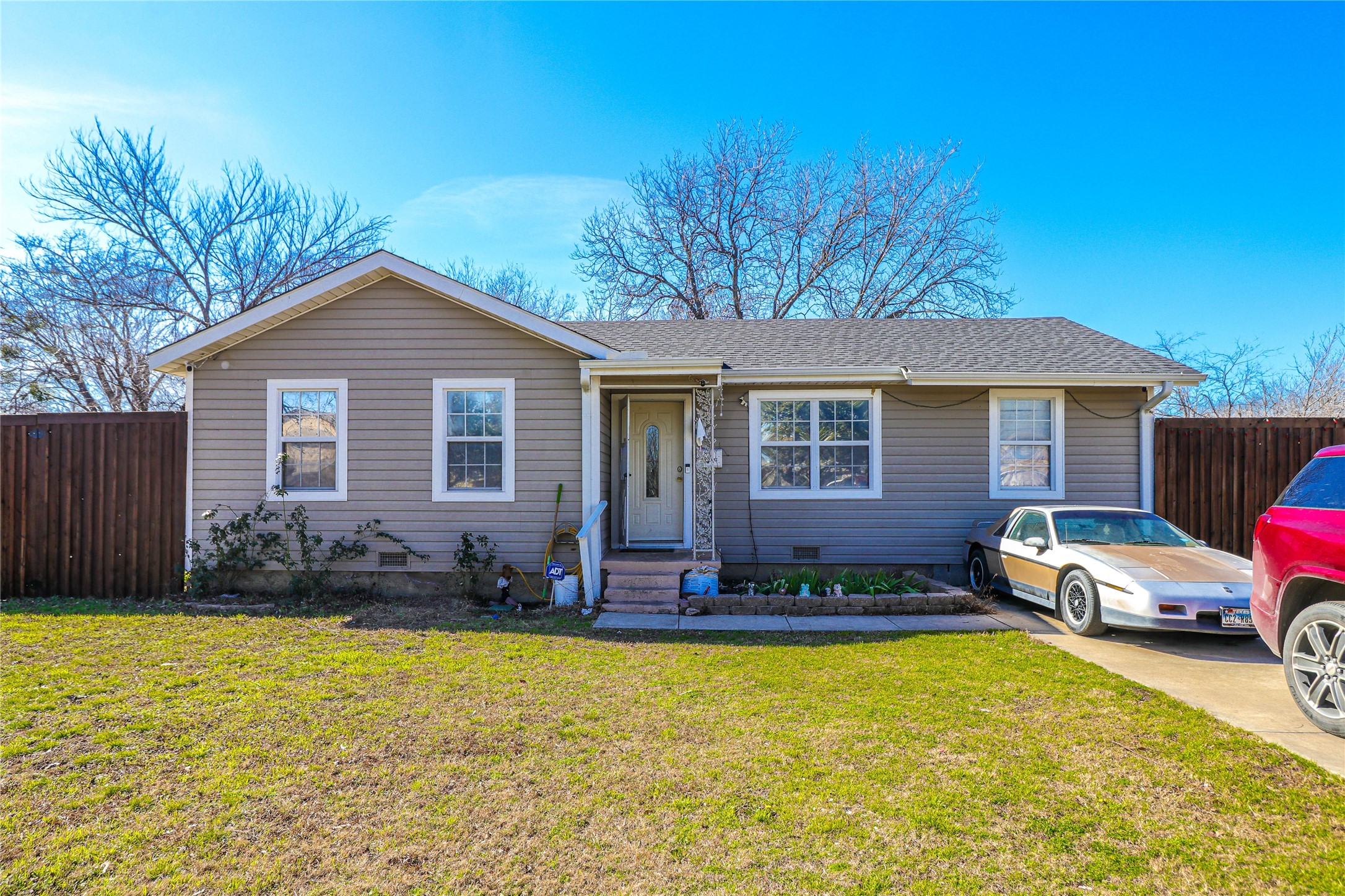 213 NE 36th Street Grand Prairie TX 75050