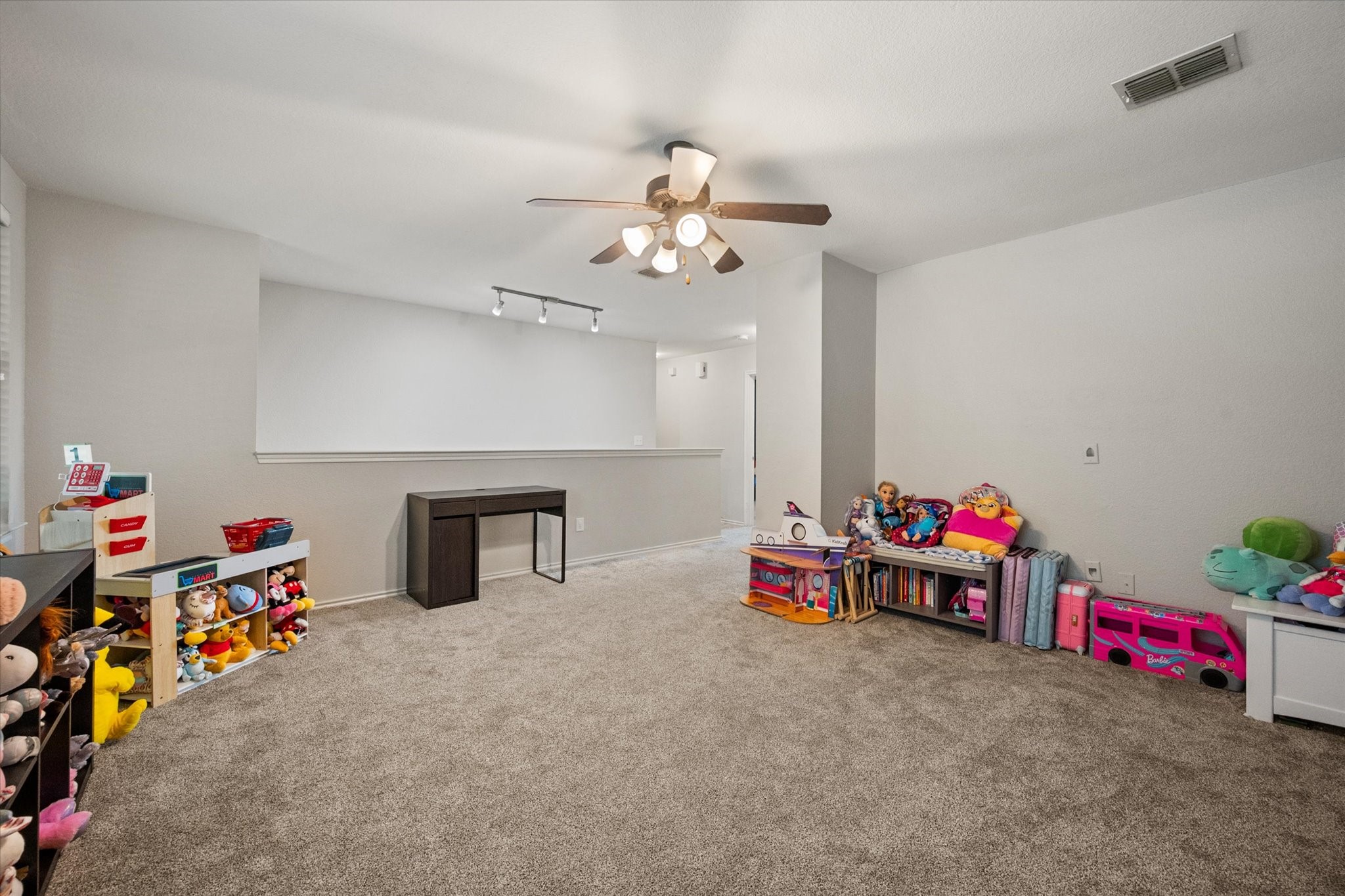 517 Zachum Drive Arlington TX 76002