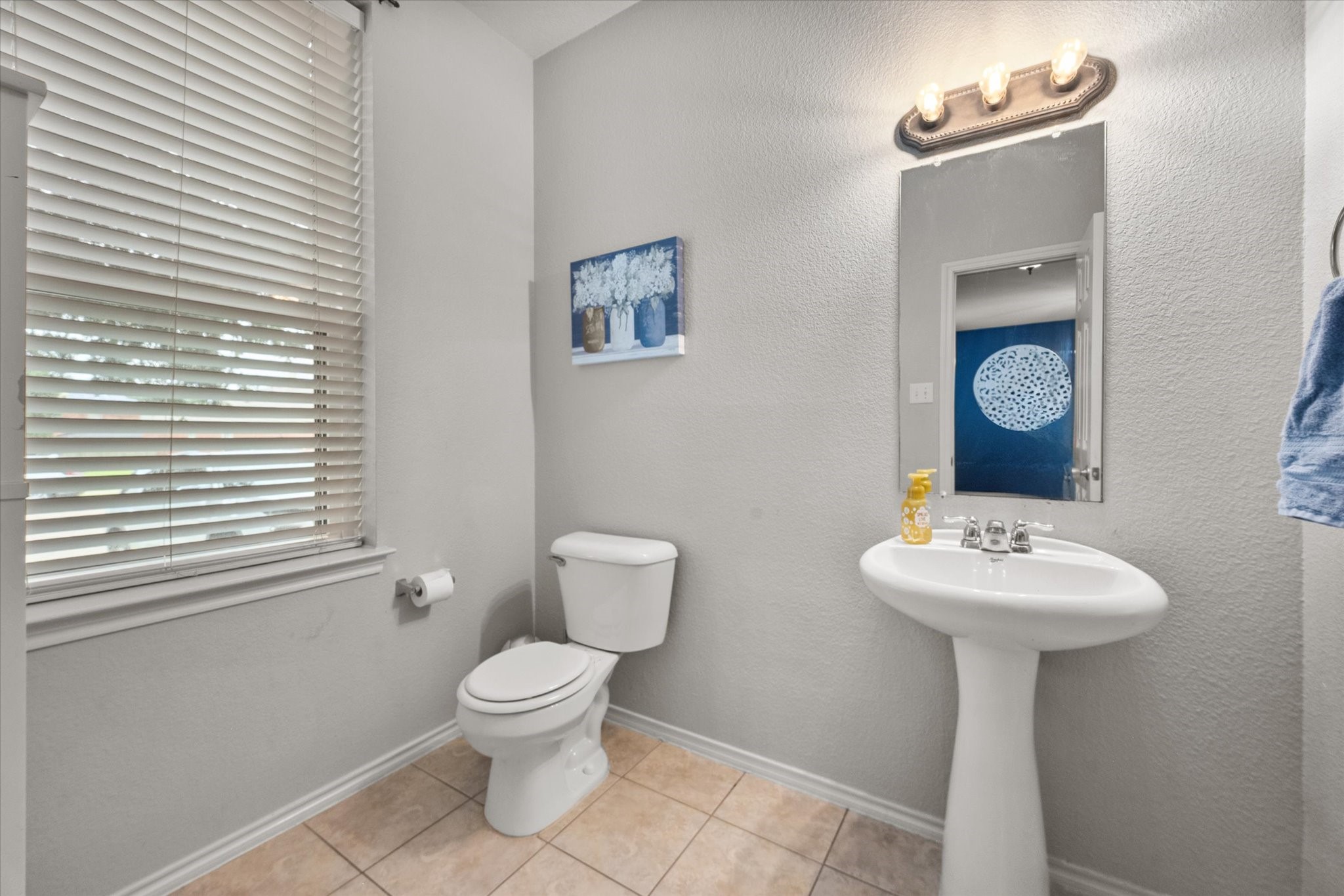517 Zachum Drive Arlington TX 76002