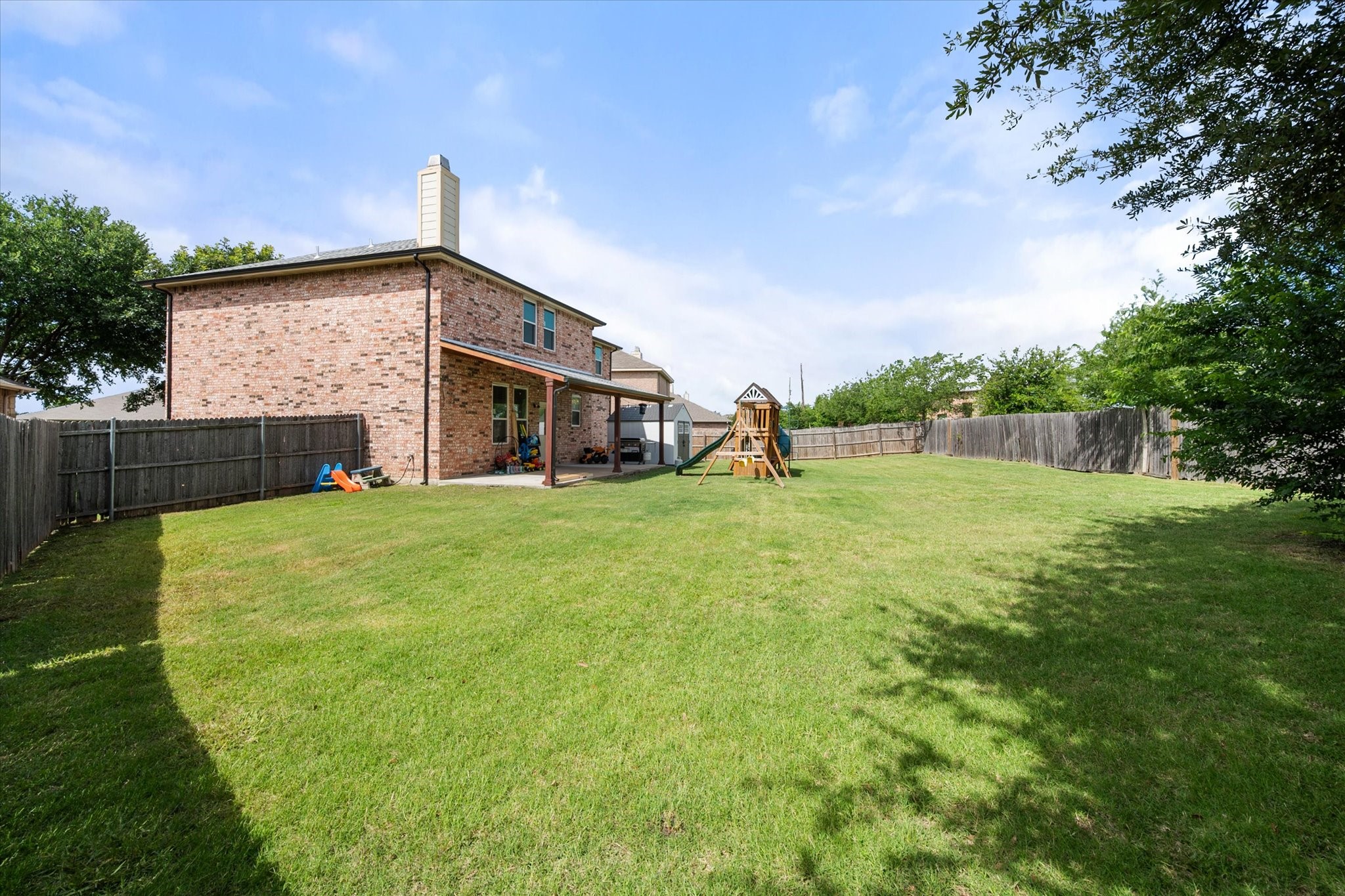 517 Zachum Drive Arlington TX 76002