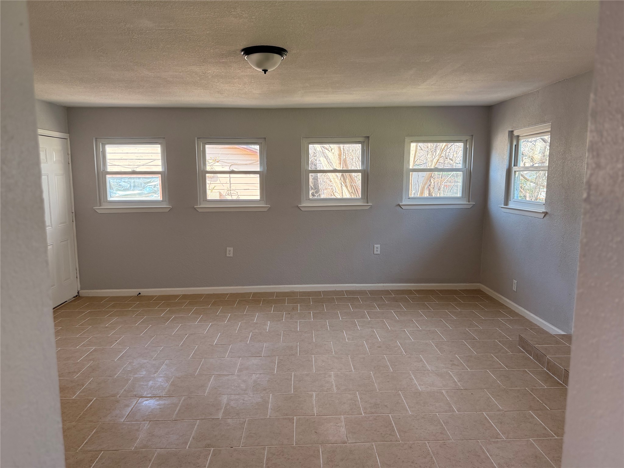 7221 Van Natta Lane Fort Worth TX 76112