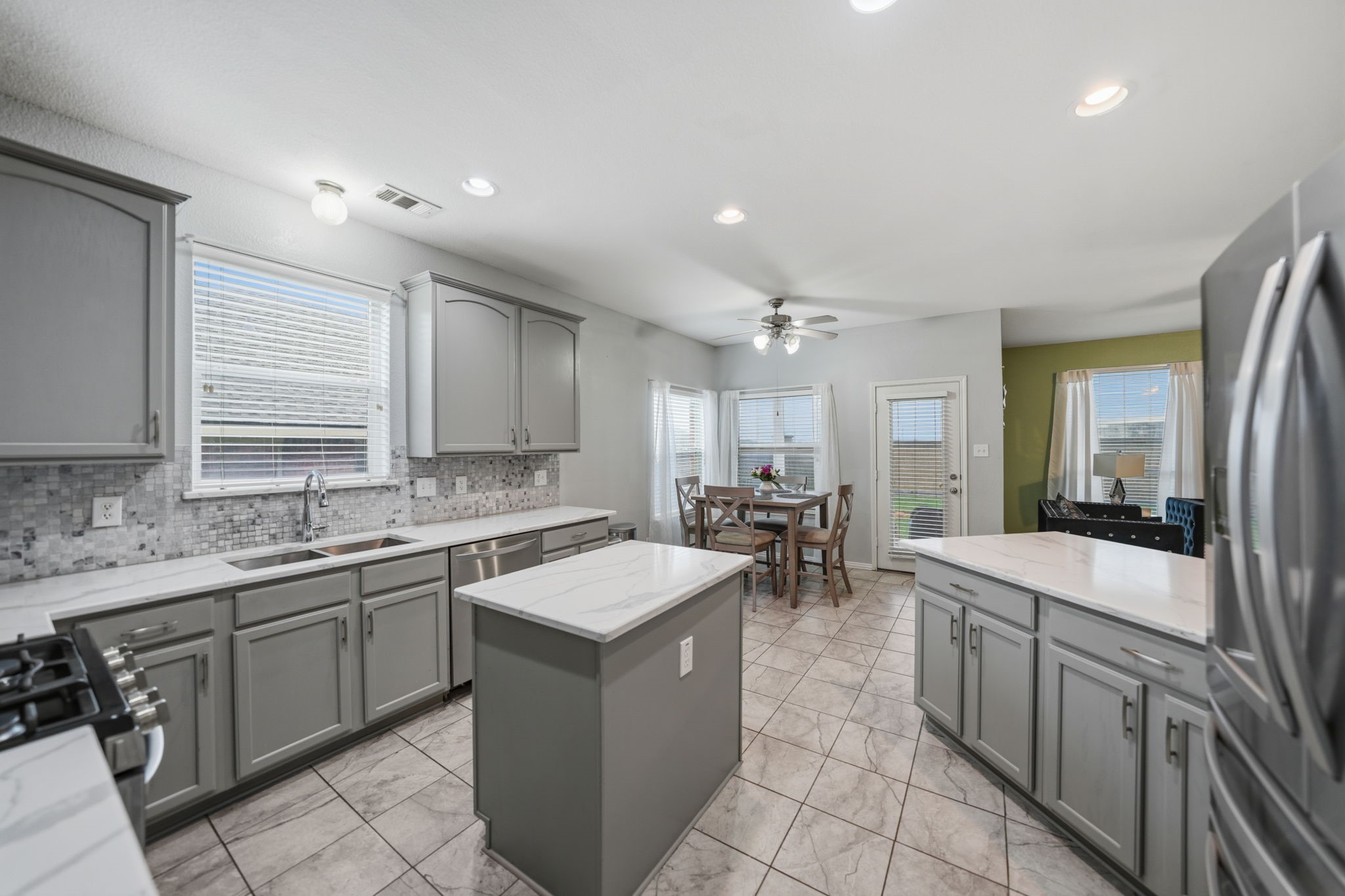 6430 Meadowcrest Lane Sachse TX 75048