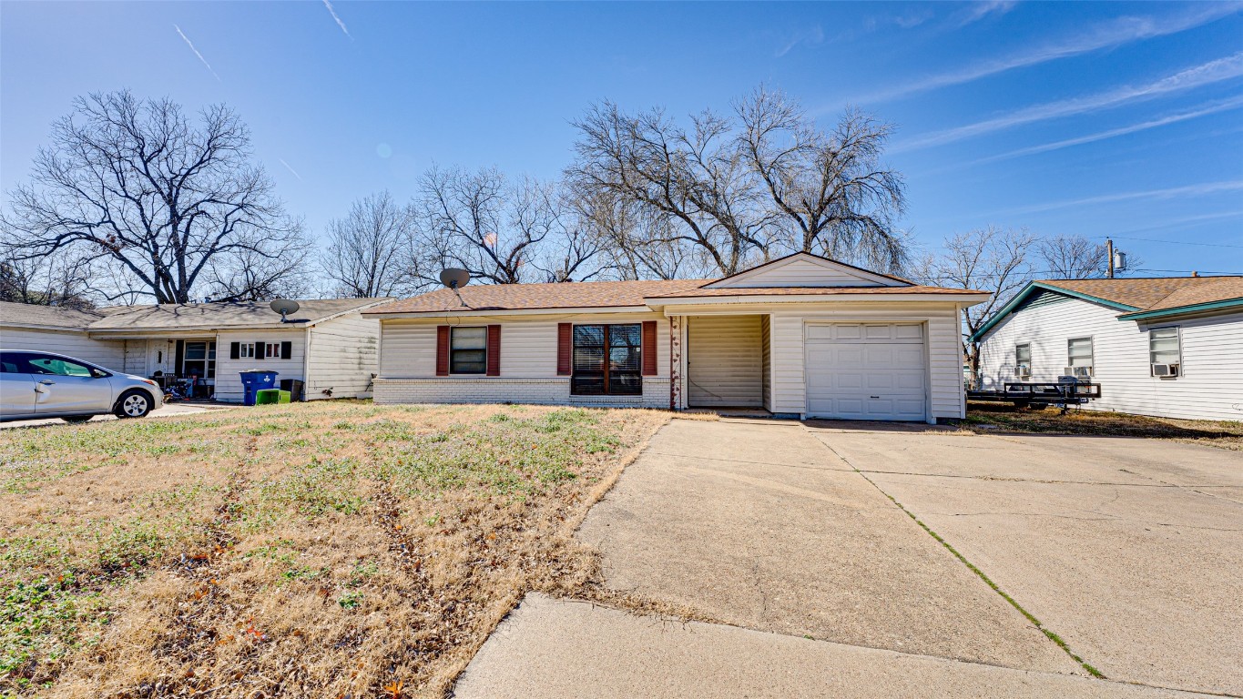 1109 Edgewood Street Ennis TX 75119