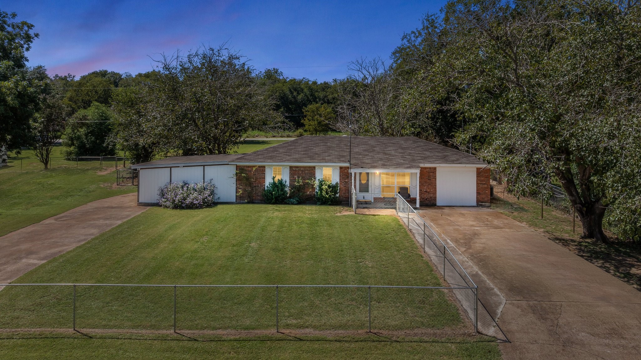3702 Oak Meadow Street Granbury TX 76048