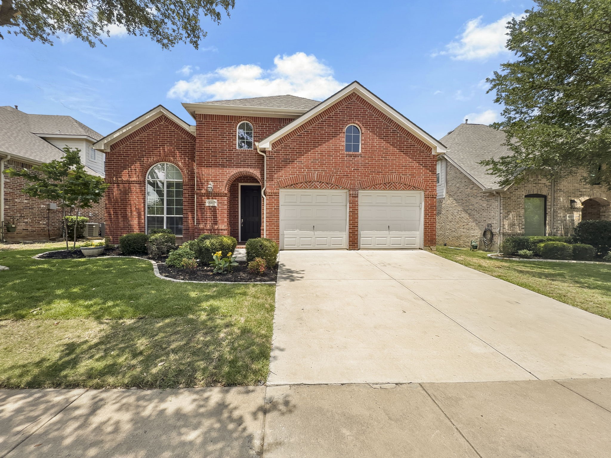 8207 Carter Street Lantana TX 76226