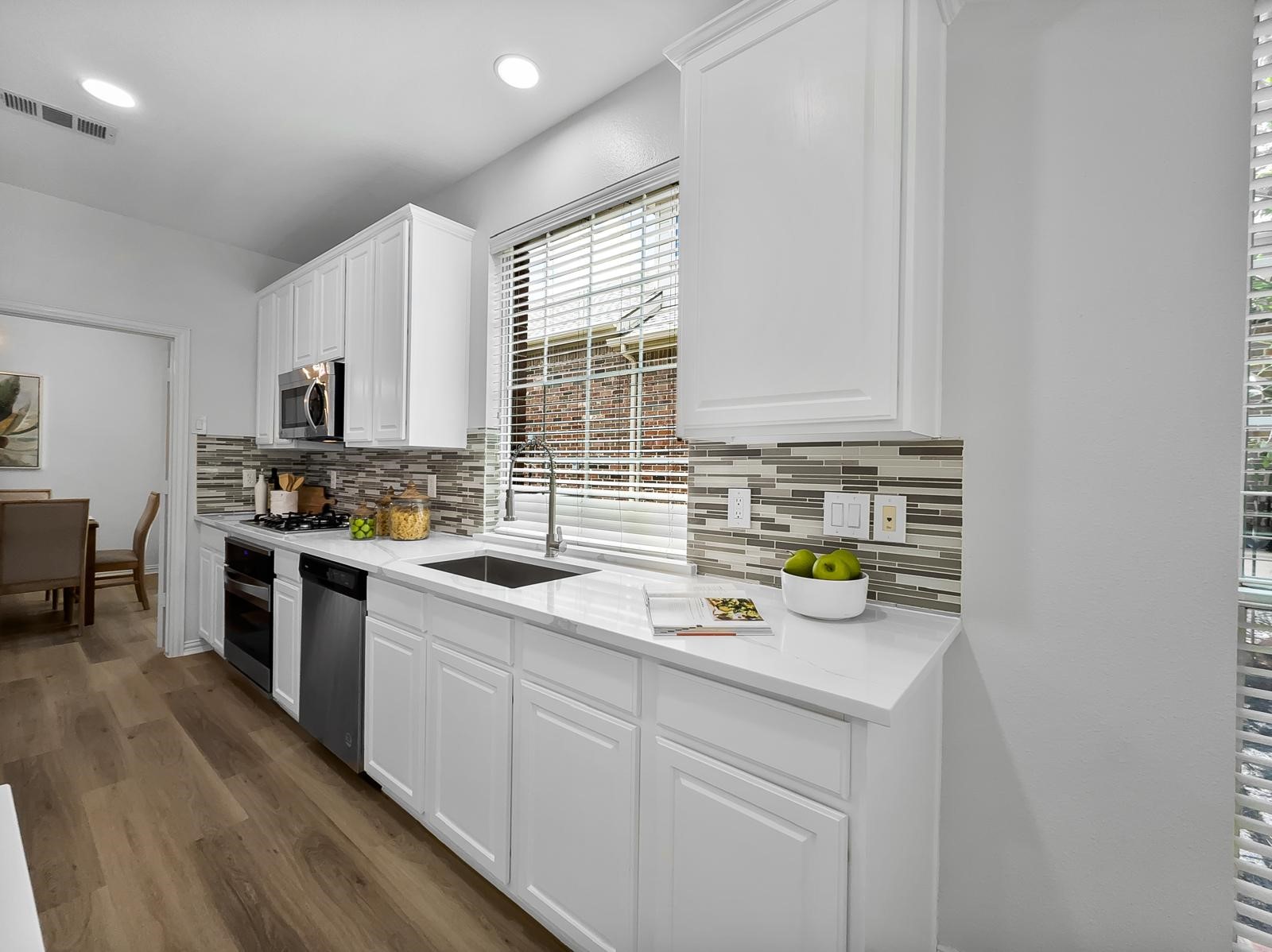 8207 Carter Street Lantana TX 76226