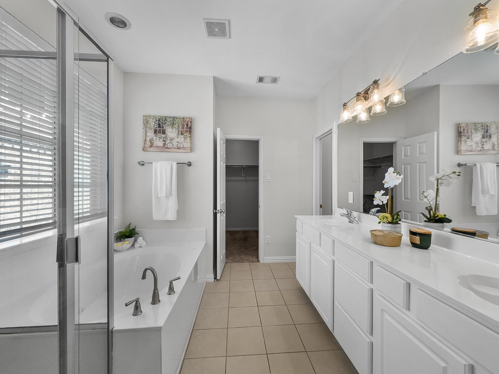 8207 Carter Street Lantana TX 76226