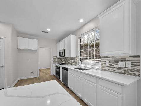 8207 Carter Street Lantana TX 76226