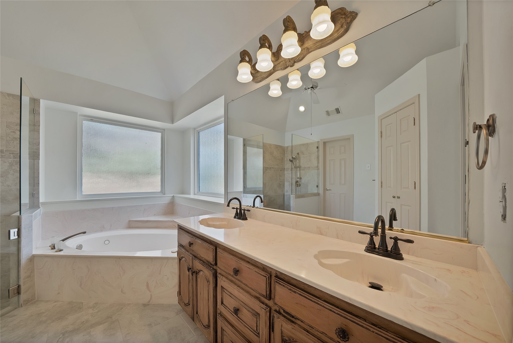 2930 Woodland Hills Drive Grapevine TX 76051