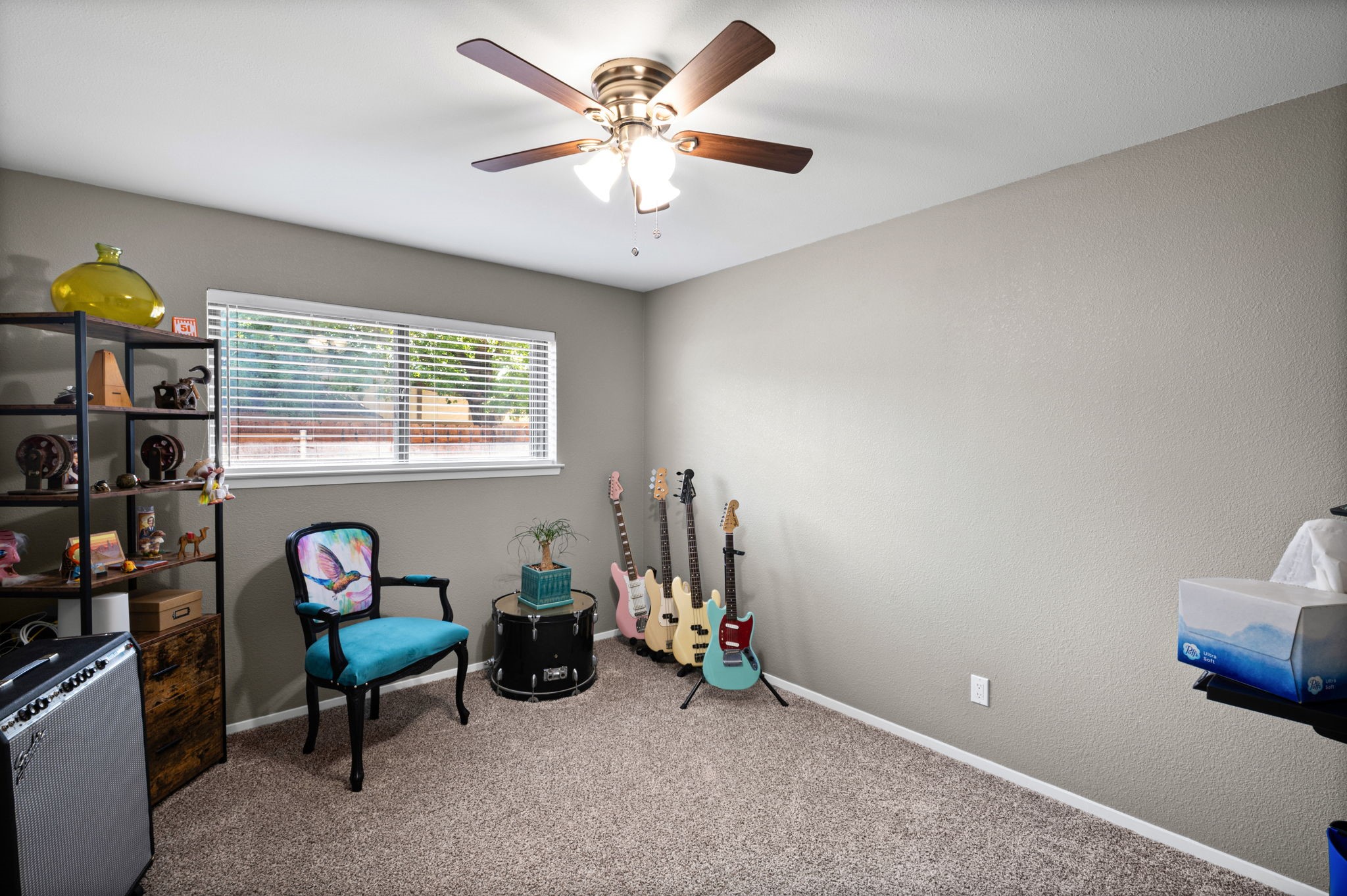 1023 Auburn Drive Arlington TX 76012