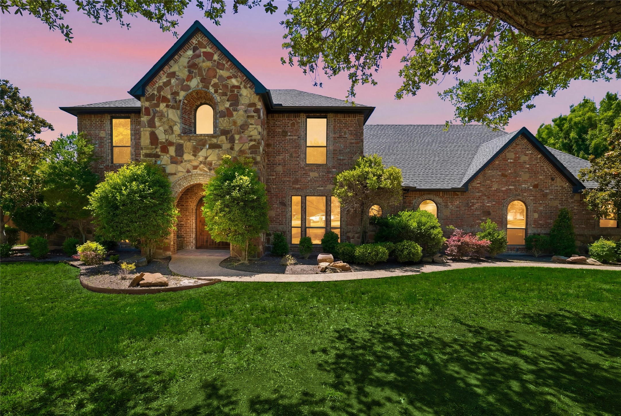 5079 April Lane Waxahachie TX 75165
