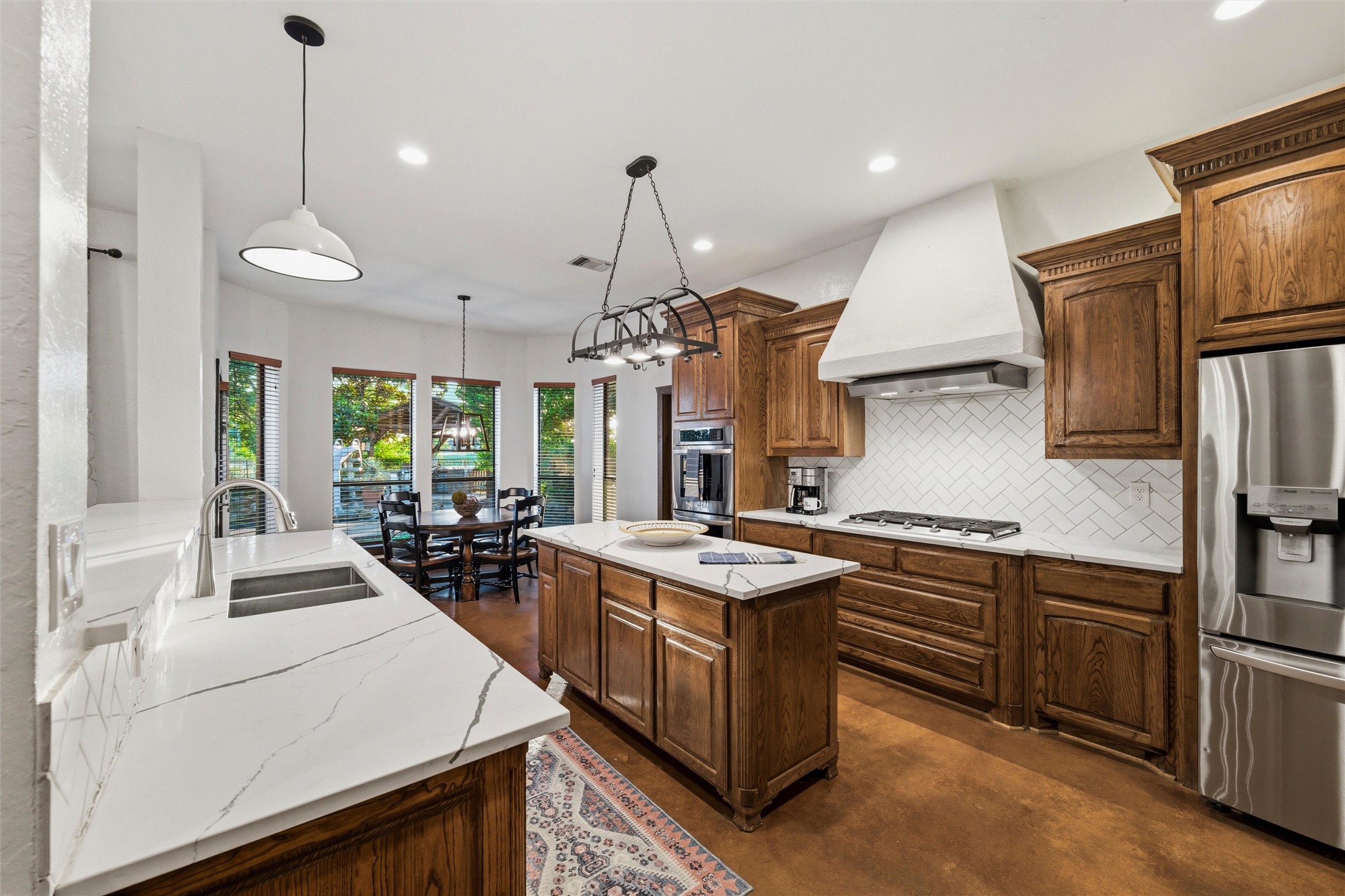 5079 April Lane Waxahachie TX 75165
