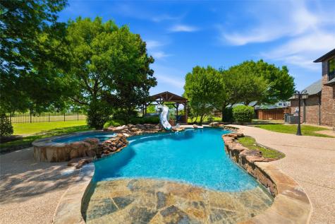 5079 April Lane Waxahachie TX 75165