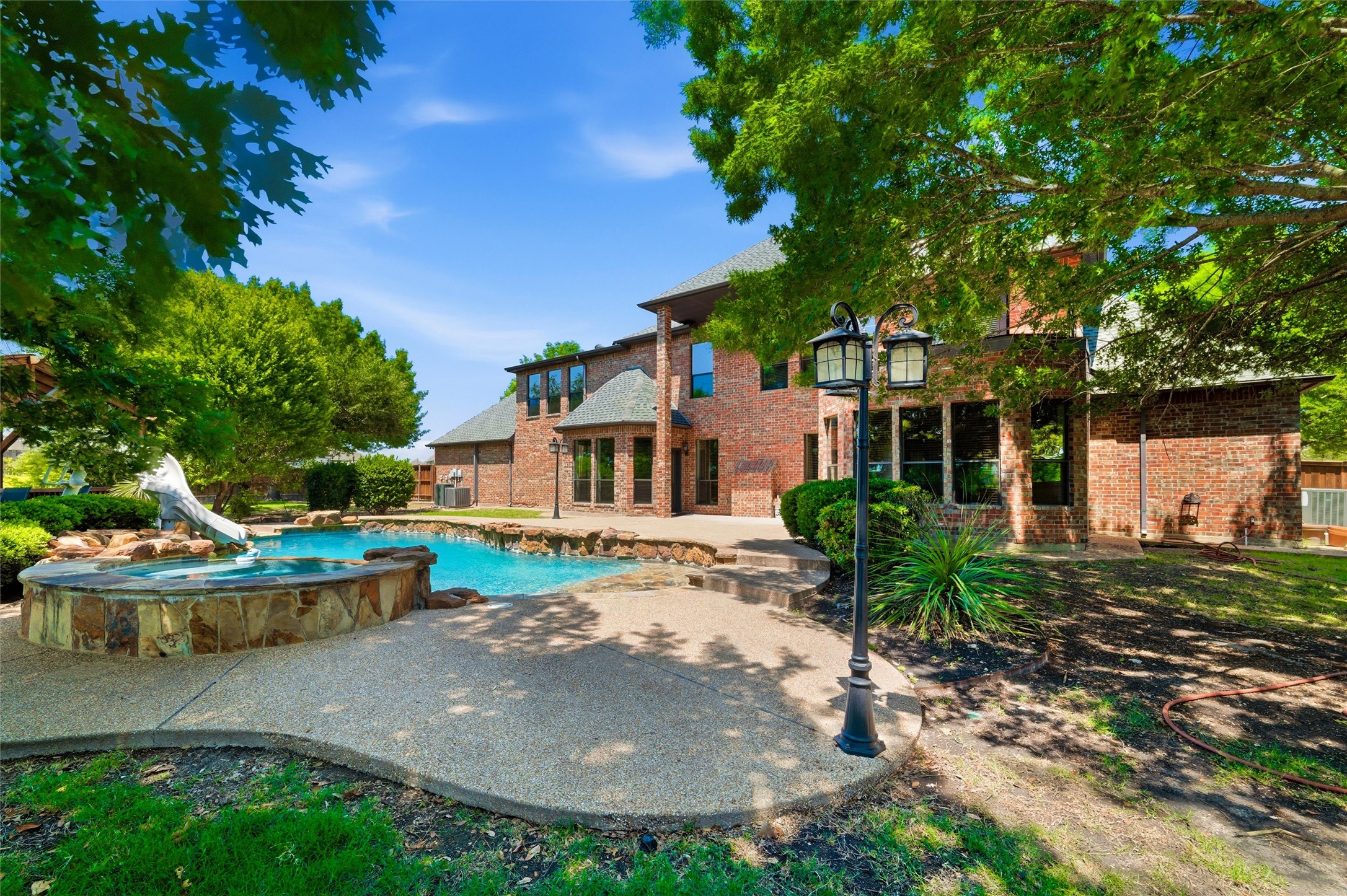5079 April Lane Waxahachie TX 75165