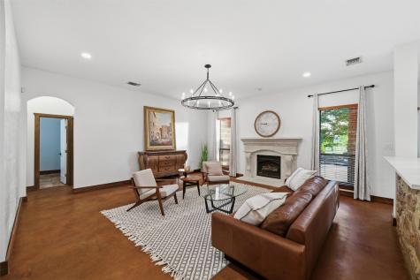 5079 April Lane Waxahachie TX 75165
